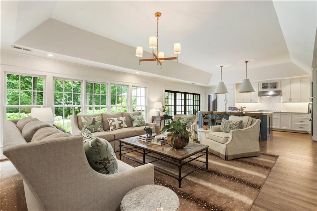 3798 Castlegate Drive