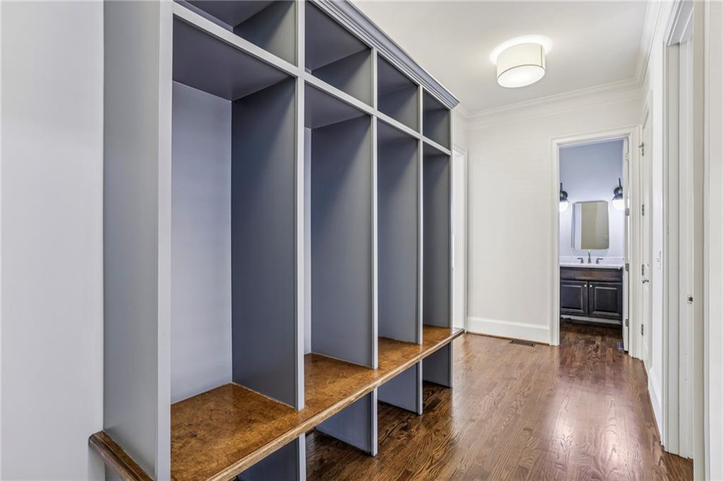 5206 Creek Walk Circle