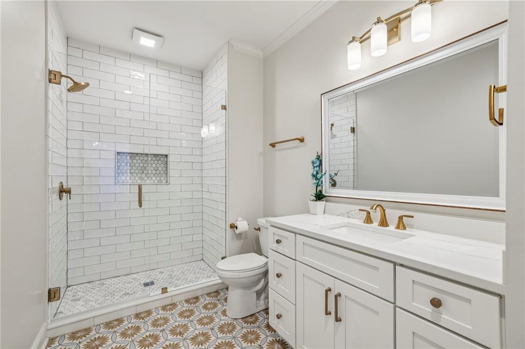 5206 Creek Walk Circle