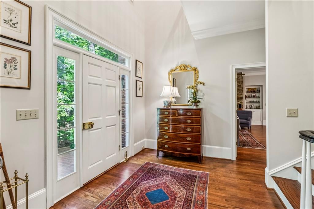 10 Albemarle Drive NW