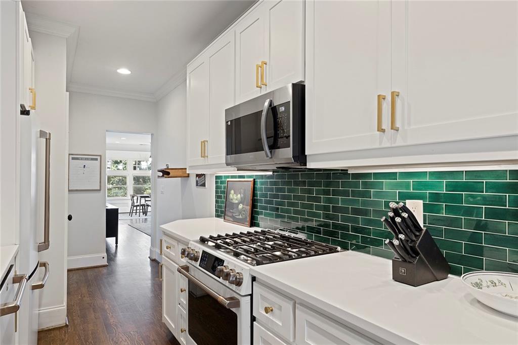 653 N Highland Avenue NE Unit 4