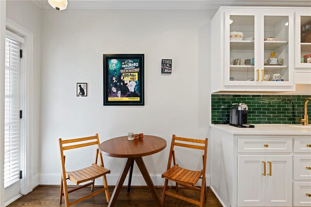 653 N Highland Avenue NE Unit 4