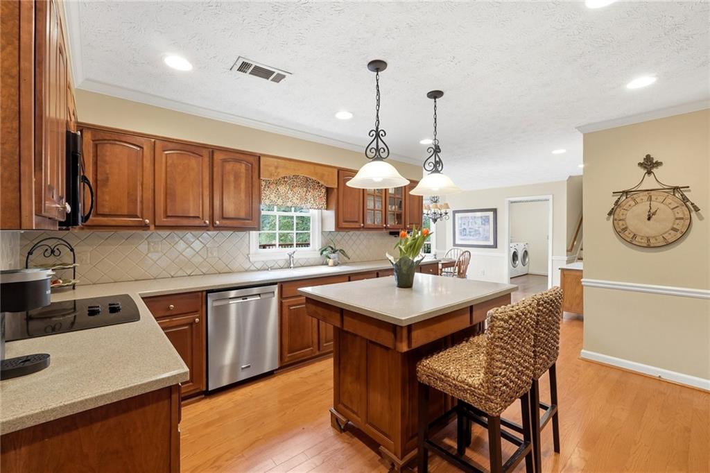 4039 Dunwoody Club Drive