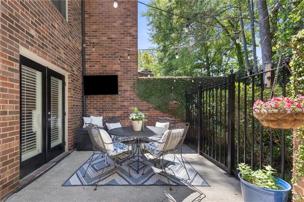 26 Howell Mill Pltn NW