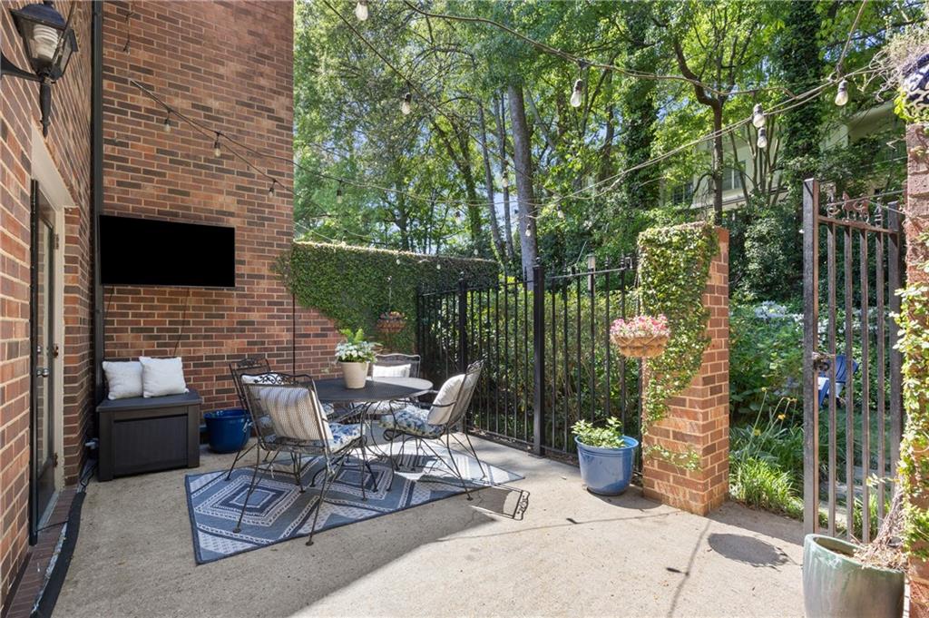 26 Howell Mill Pltn NW