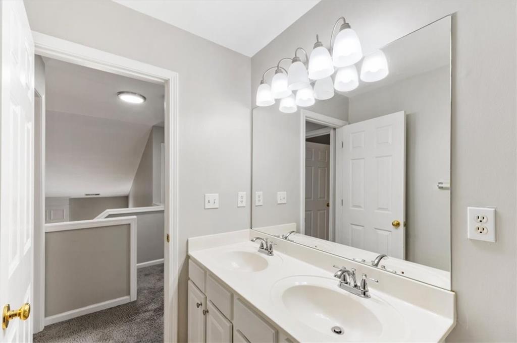 455 Chippenham Court