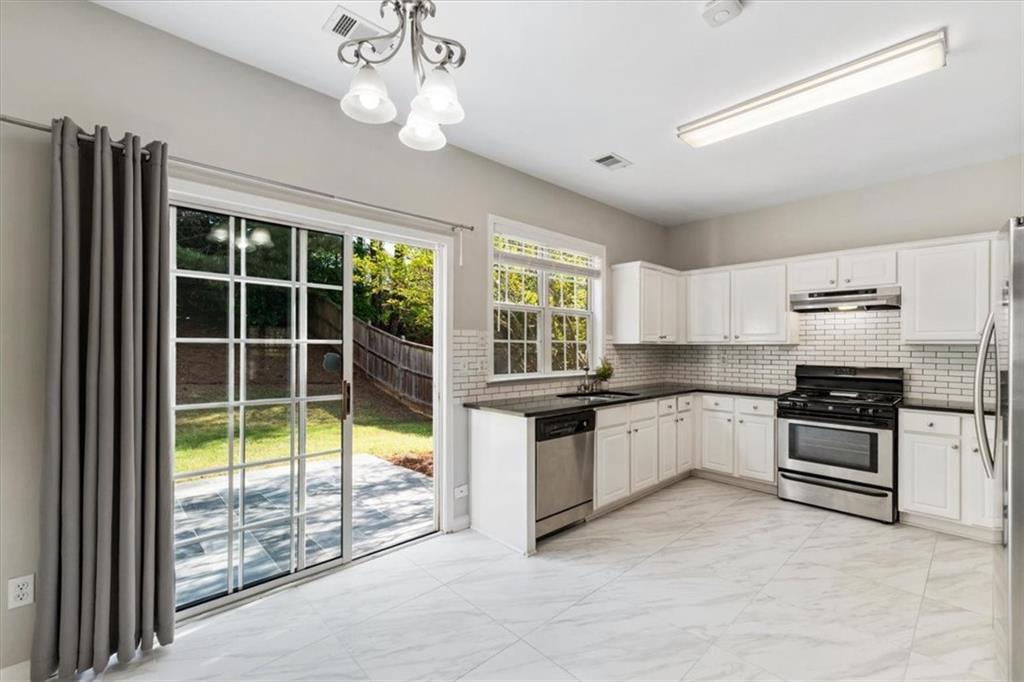 455 Chippenham Court