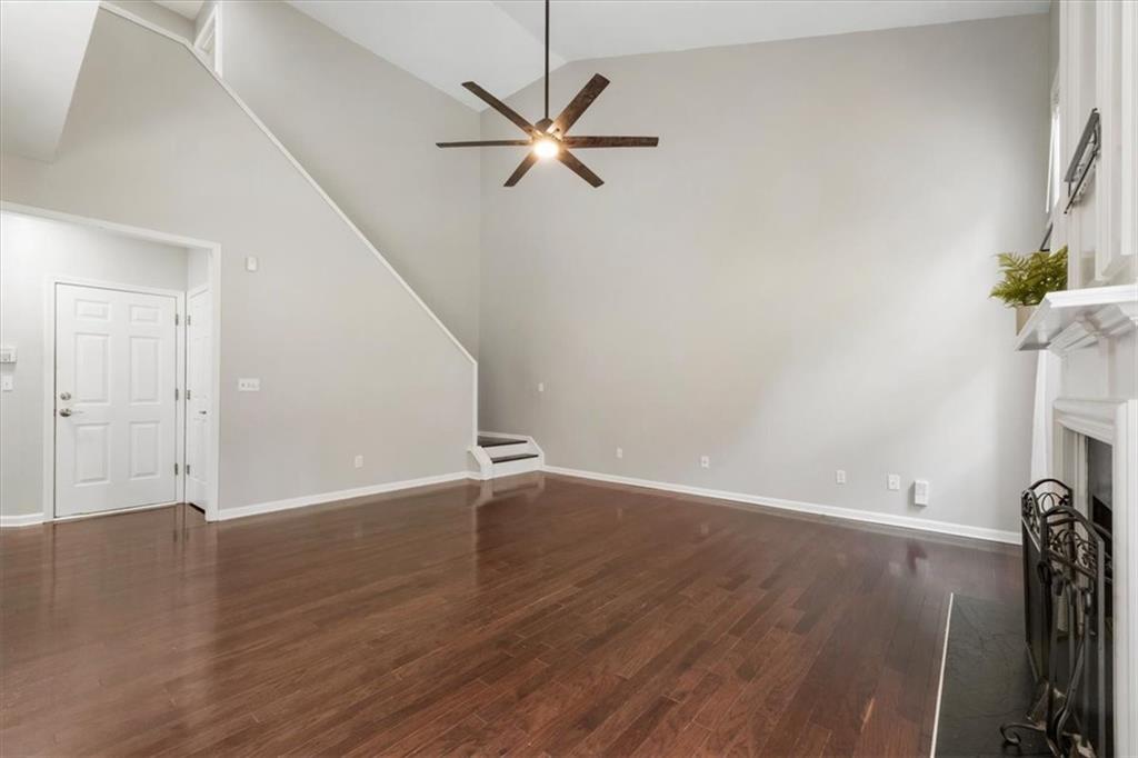 455 Chippenham Court