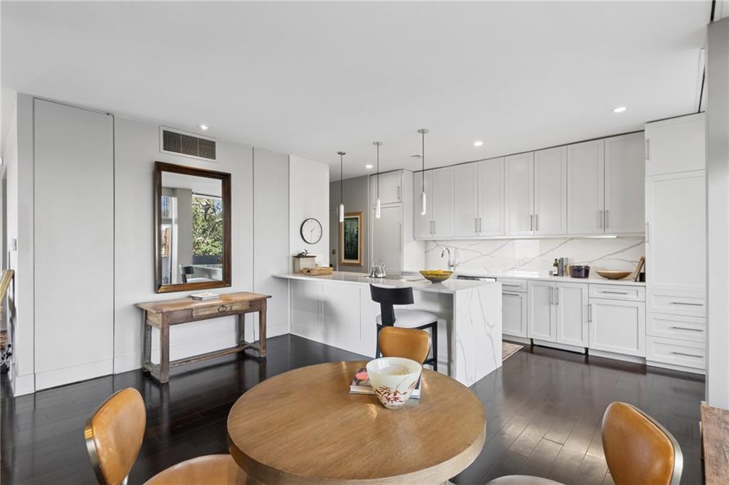 2575 Peachtree Road NE Unit 6H