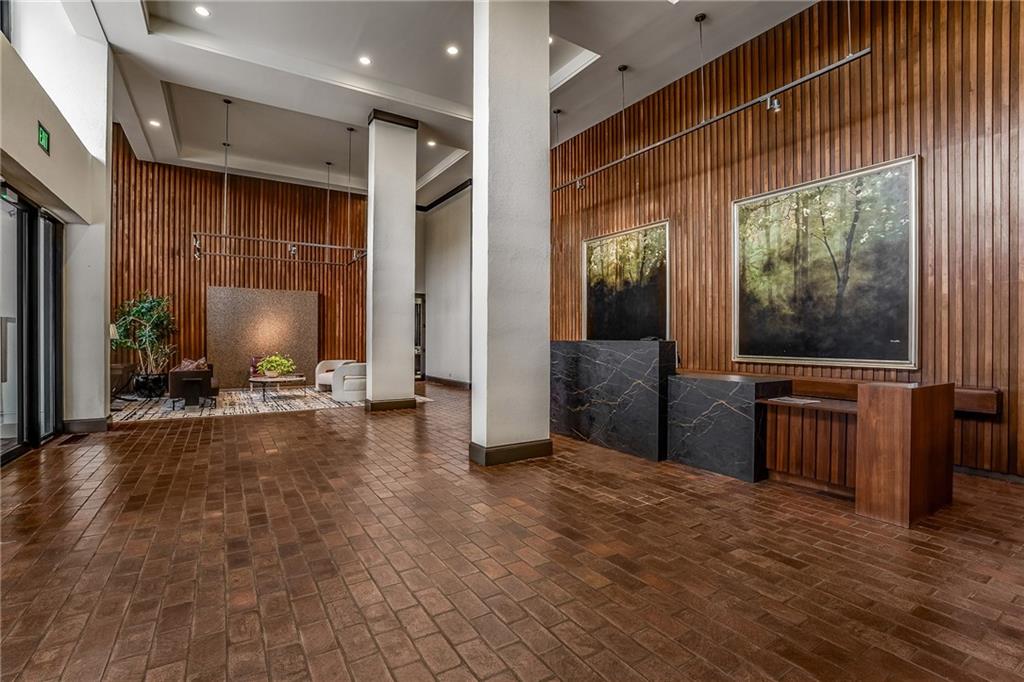 2575 Peachtree Road NE Unit 6H