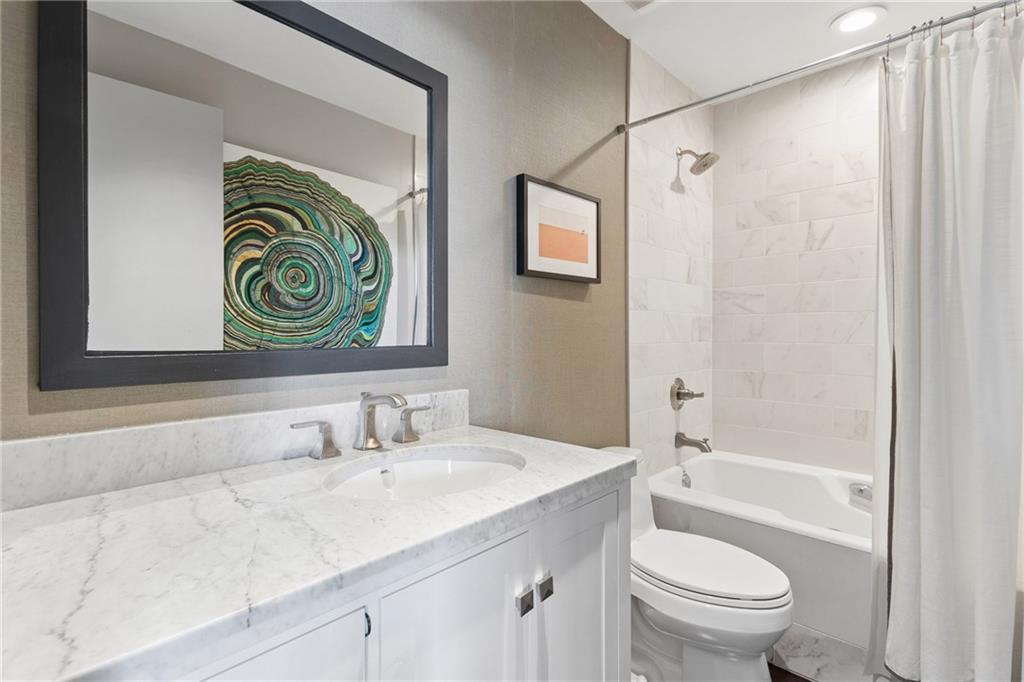 2575 Peachtree Road NE Unit 6H