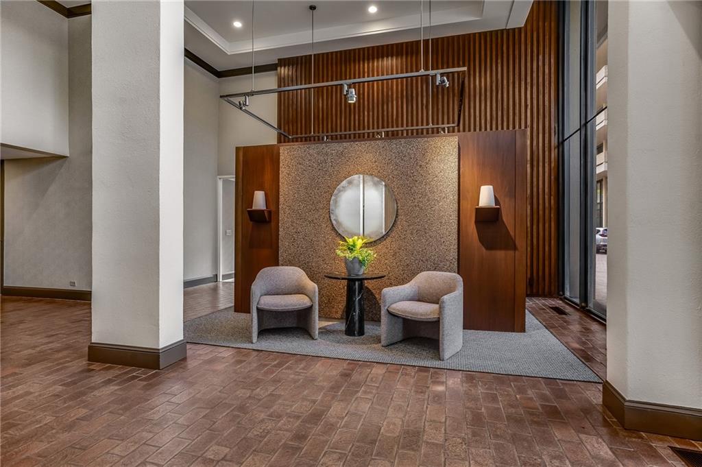 2575 Peachtree Road NE Unit 6H