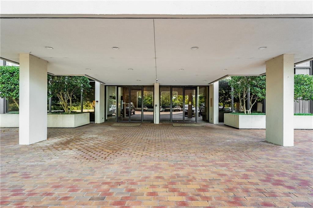 2575 Peachtree Road NE Unit 6H