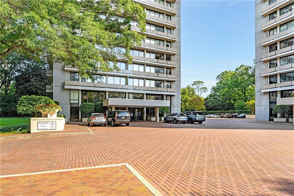 2575 Peachtree Road NE Unit 6H