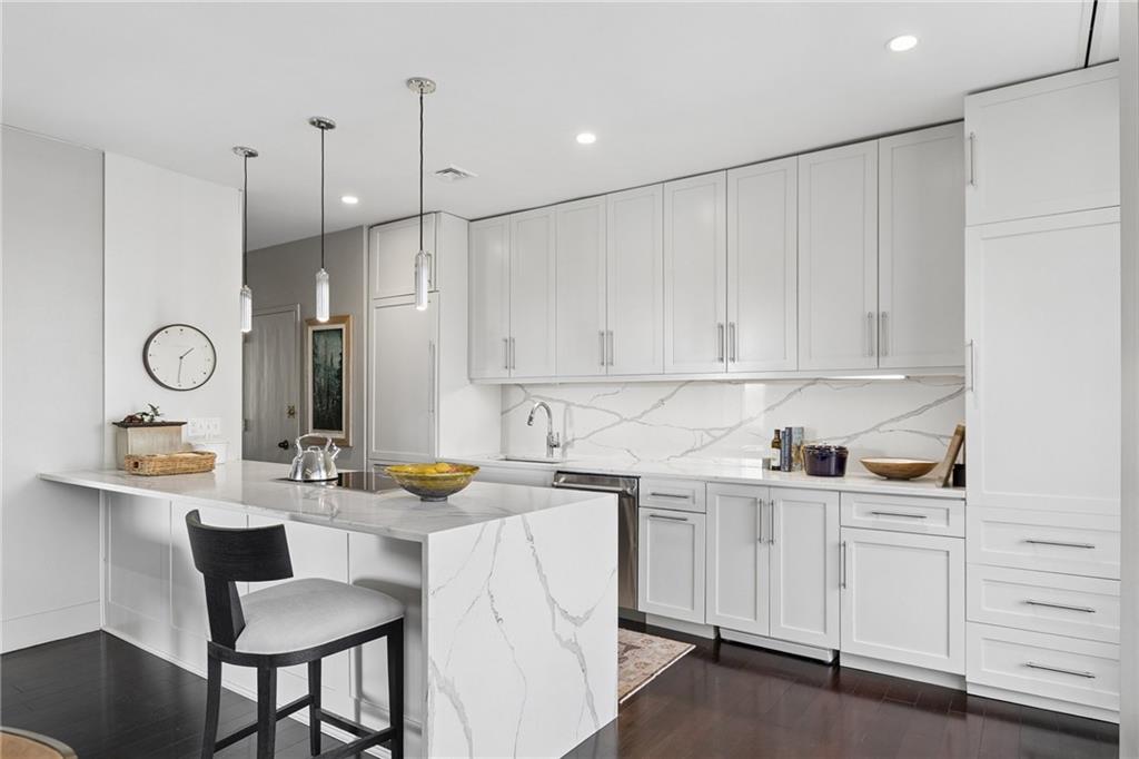 2575 Peachtree Road NE Unit 6H