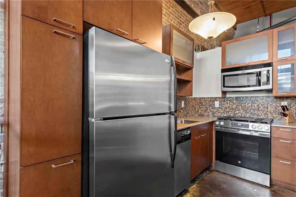 170 Boulevard SE Unit F109