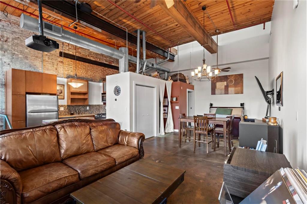 170 Boulevard SE Unit F109