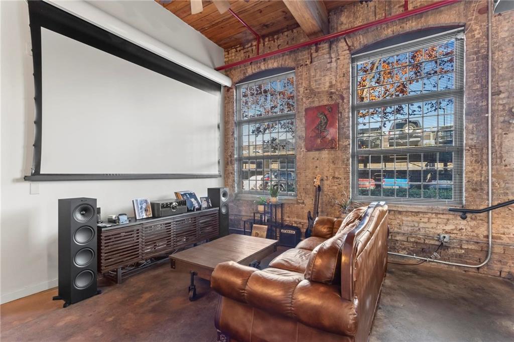 170 Boulevard SE Unit F109