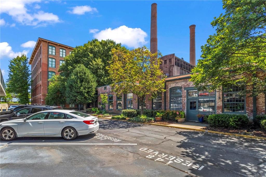 170 Boulevard SE Unit F109