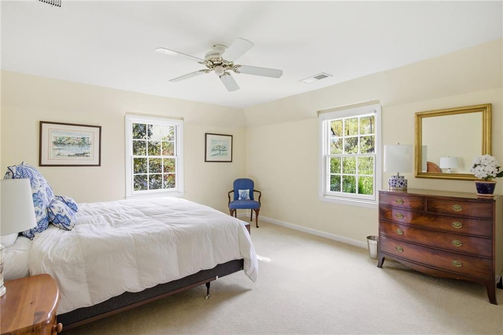 6225 Old Hickory Point