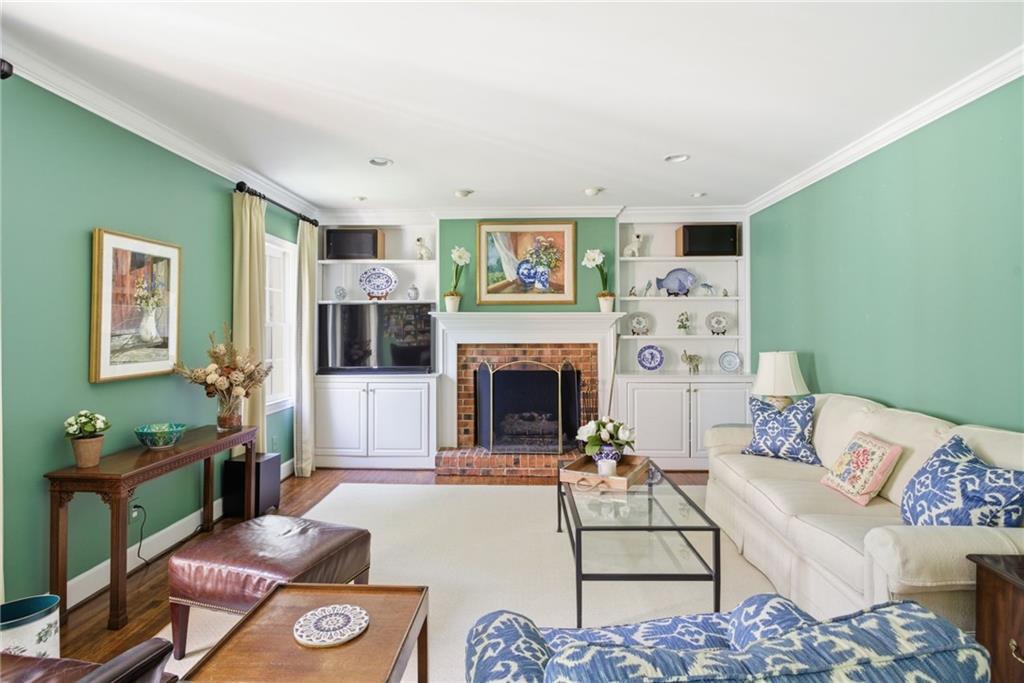 6225 Old Hickory Point