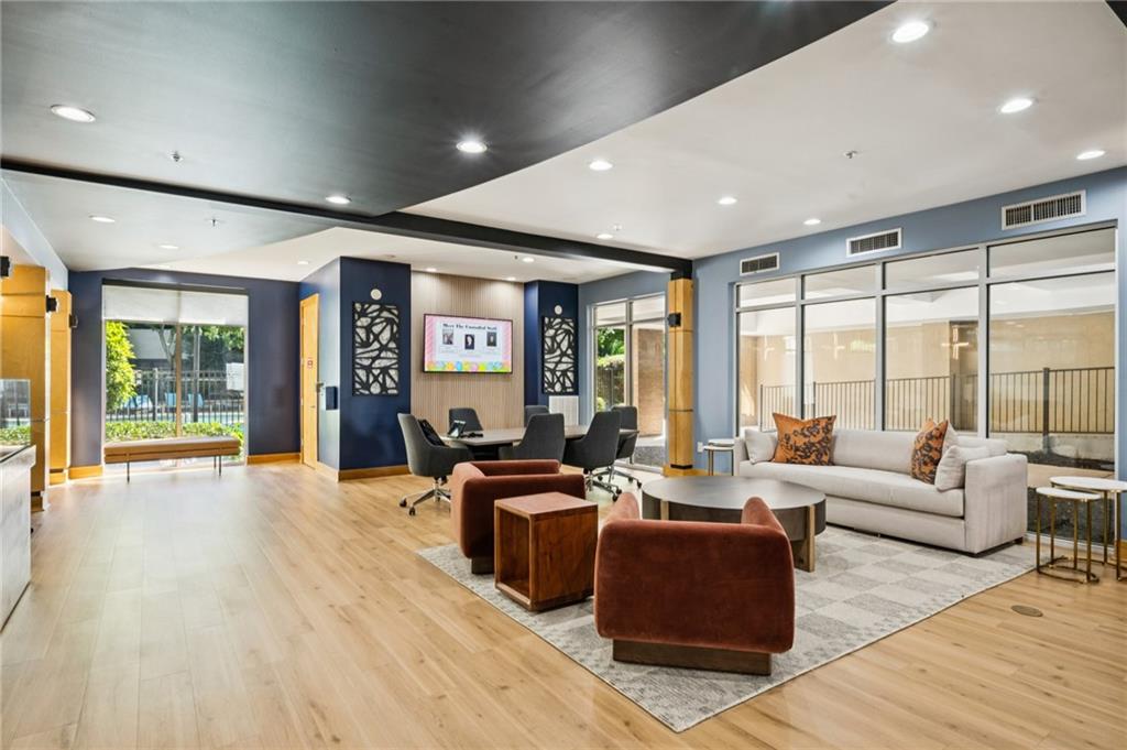 390 17th Street NW Unit 6022