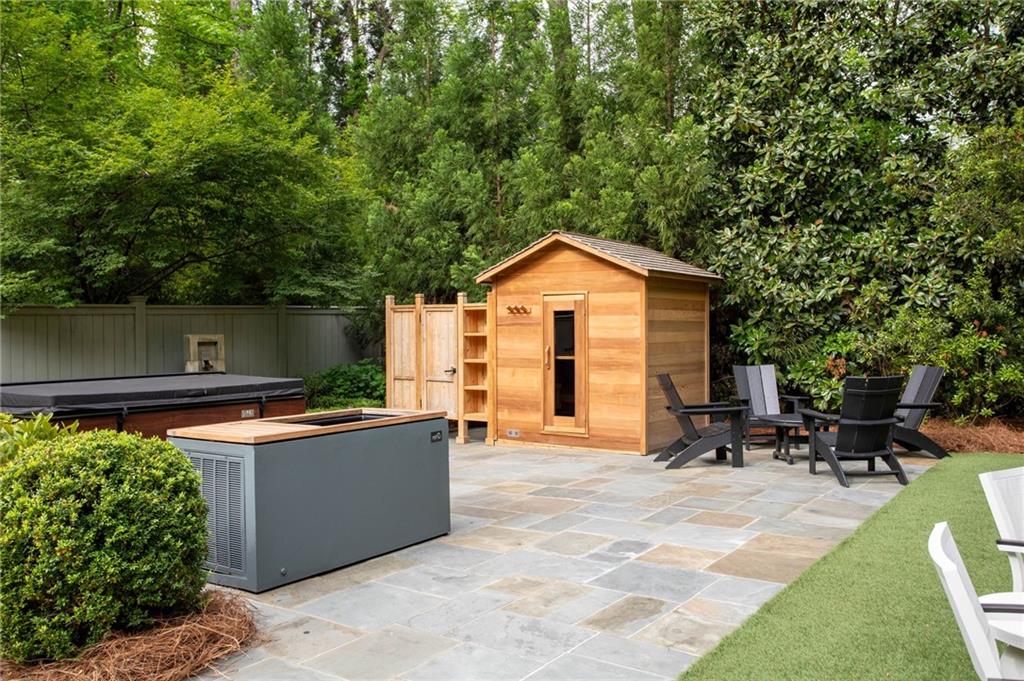 3947 Parian Ridge Road NW