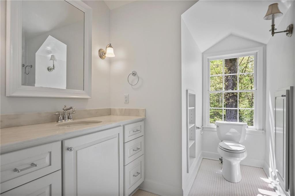 4087 Beechwood Drive NW