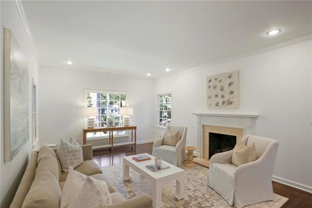 4087 Beechwood Drive NW