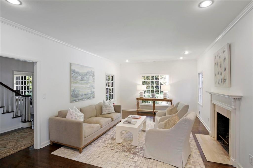 4087 Beechwood Drive NW