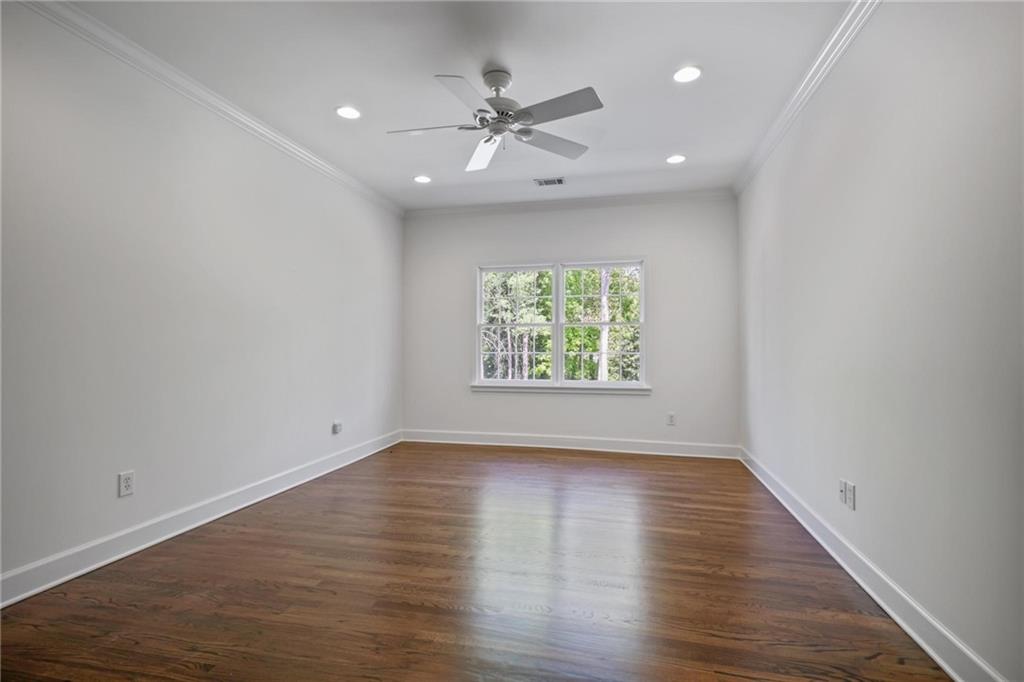 4087 Beechwood Drive NW