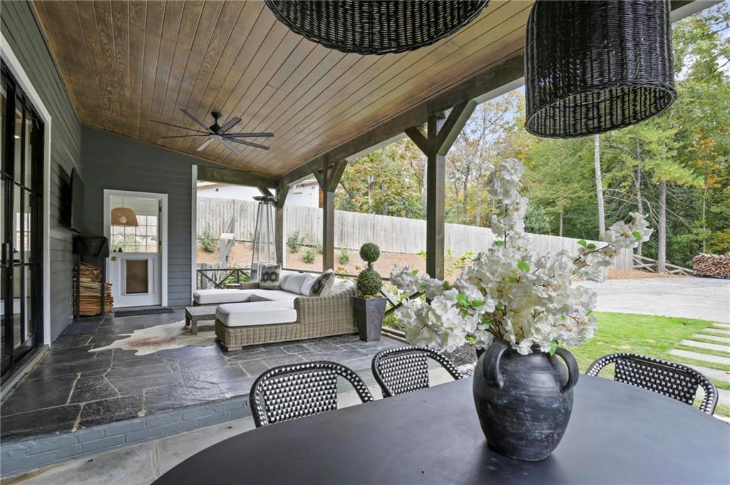 4087 Beechwood Drive NW