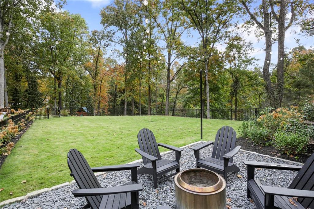 4087 Beechwood Drive NW