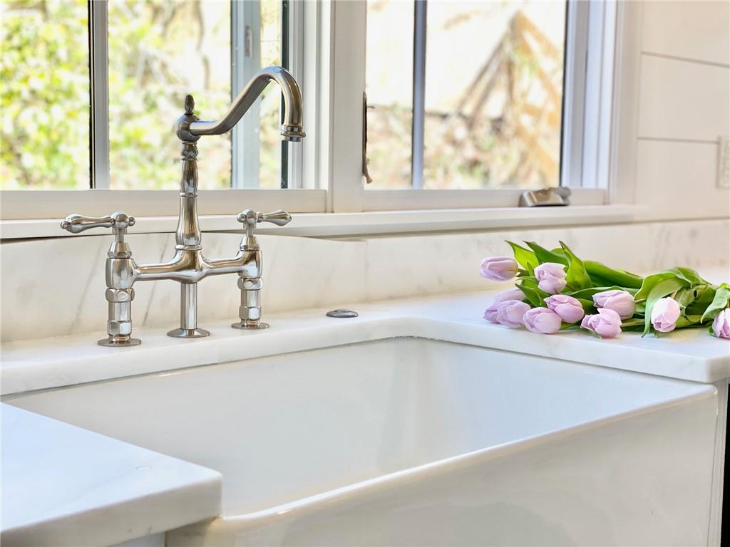 4087 Beechwood Drive NW