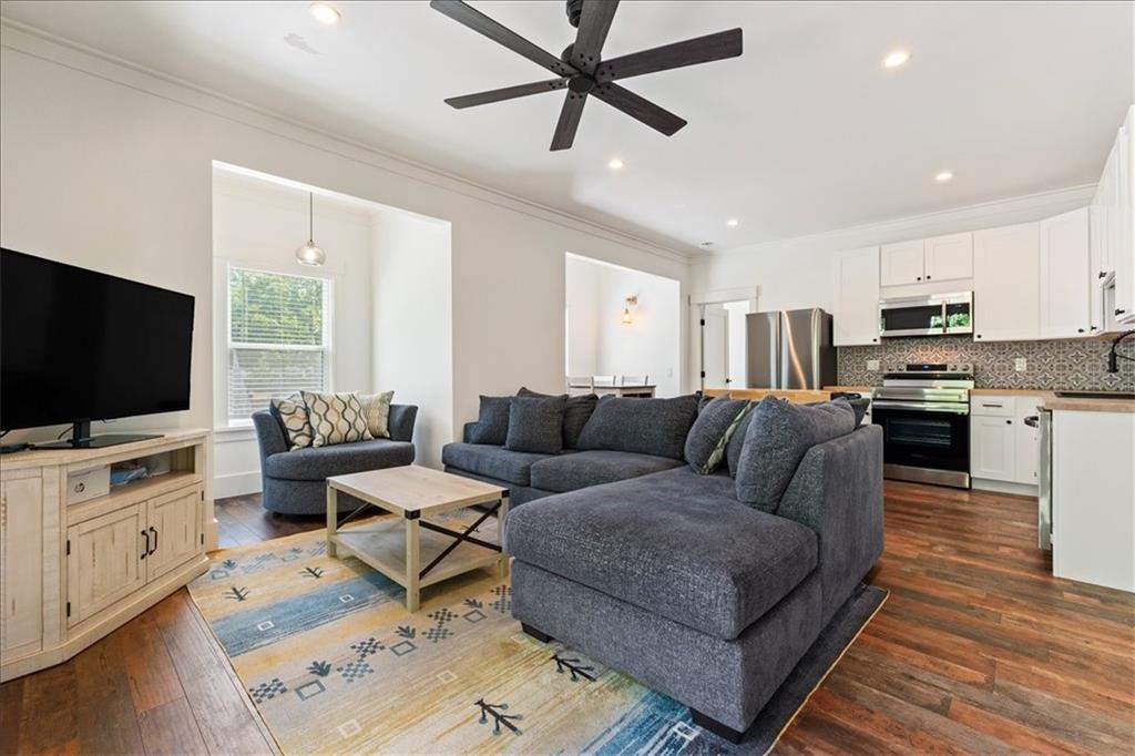 178 Sedalia Court