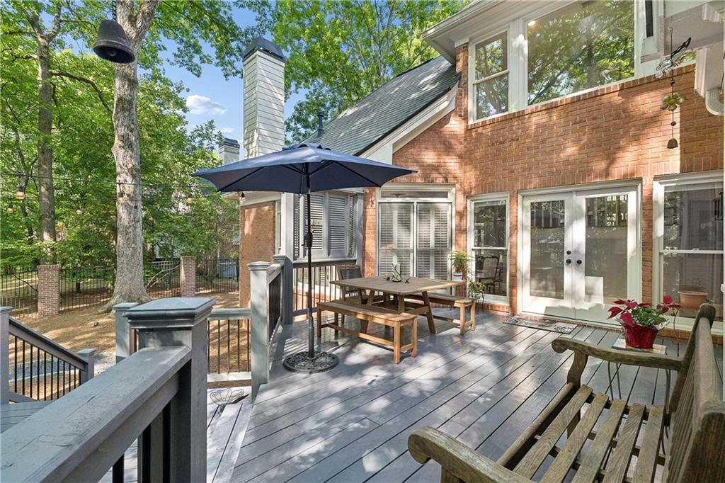 210 Wicklawn Way