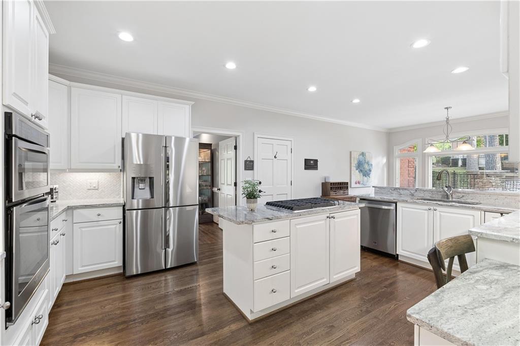 210 Wicklawn Way