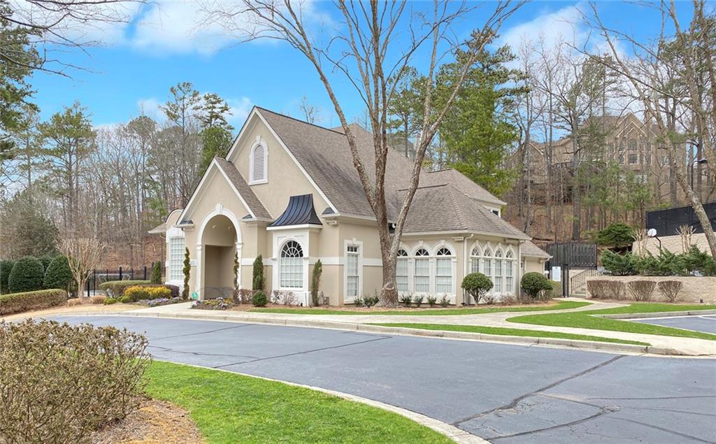 210 Wicklawn Way