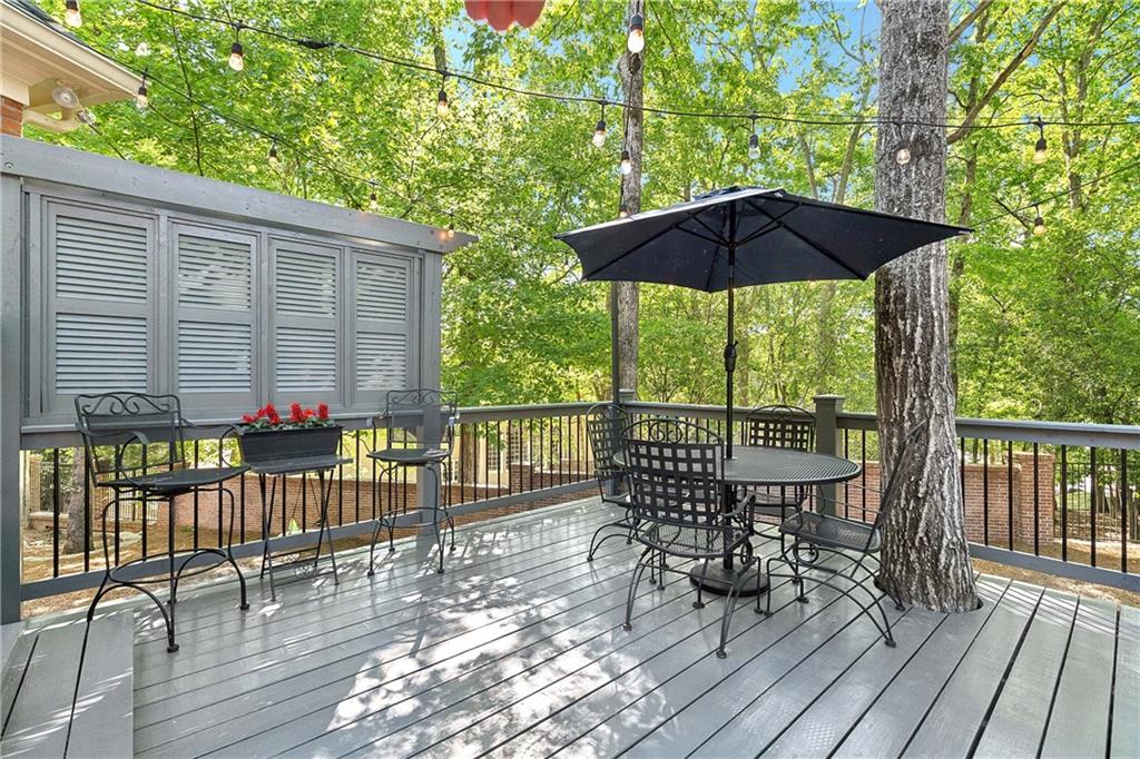 210 Wicklawn Way