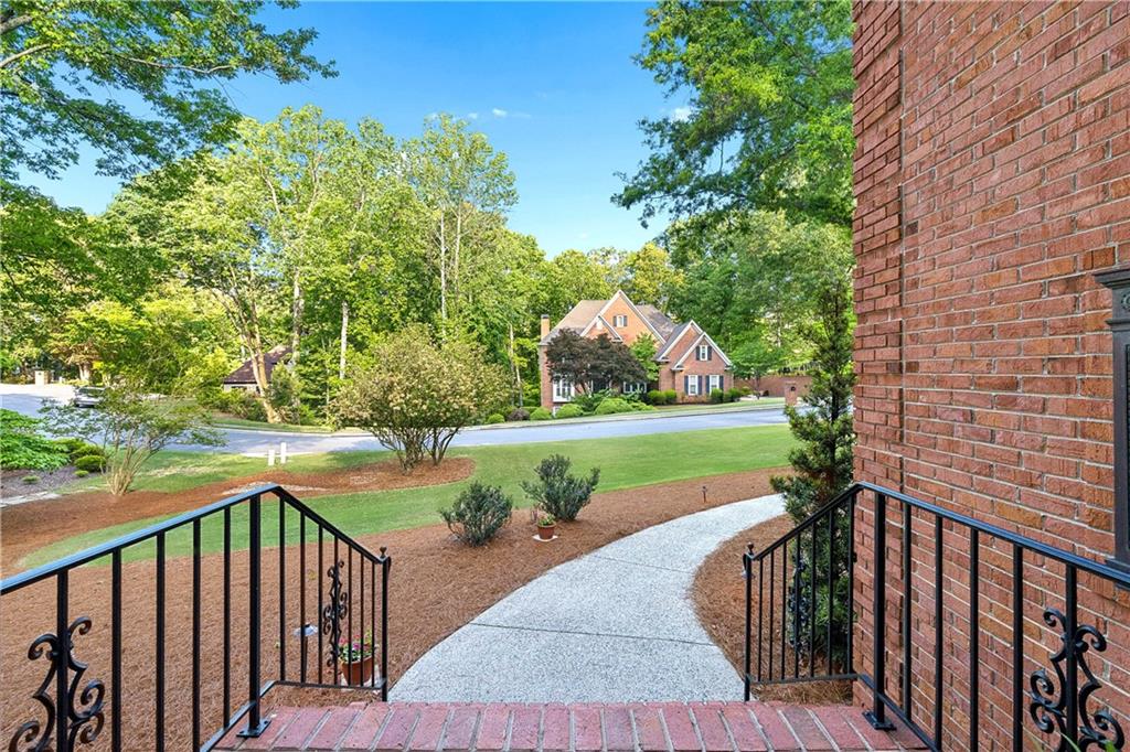210 Wicklawn Way