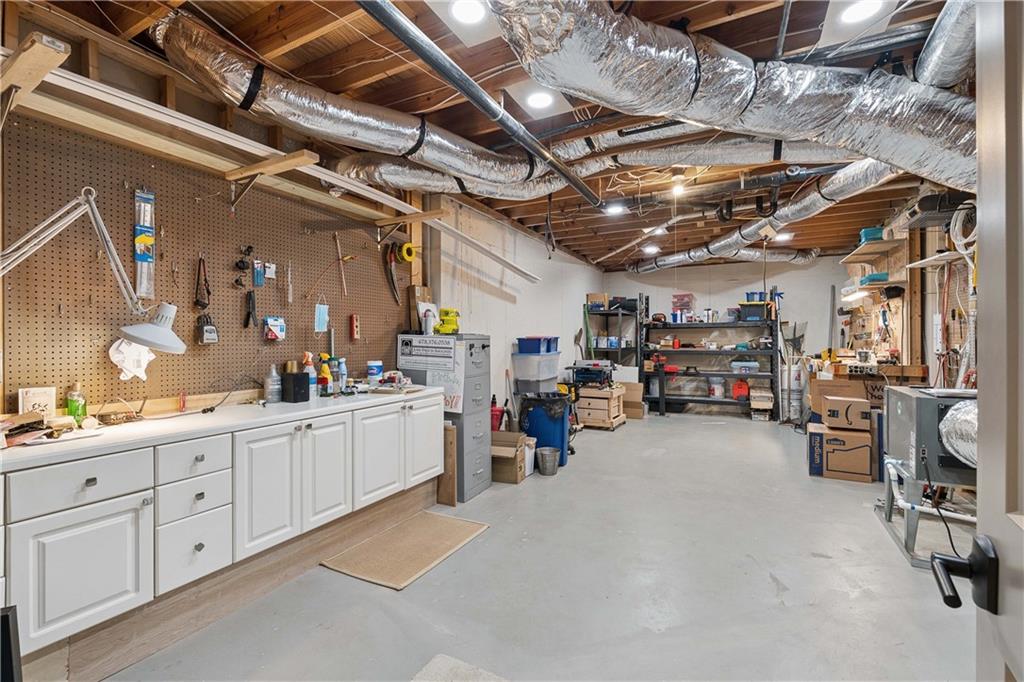 210 Wicklawn Way