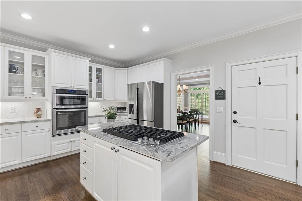 210 Wicklawn Way