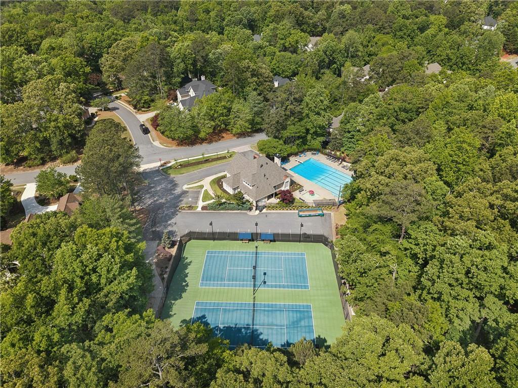 210 Wicklawn Way