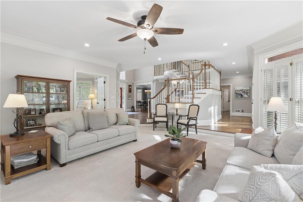 210 Wicklawn Way