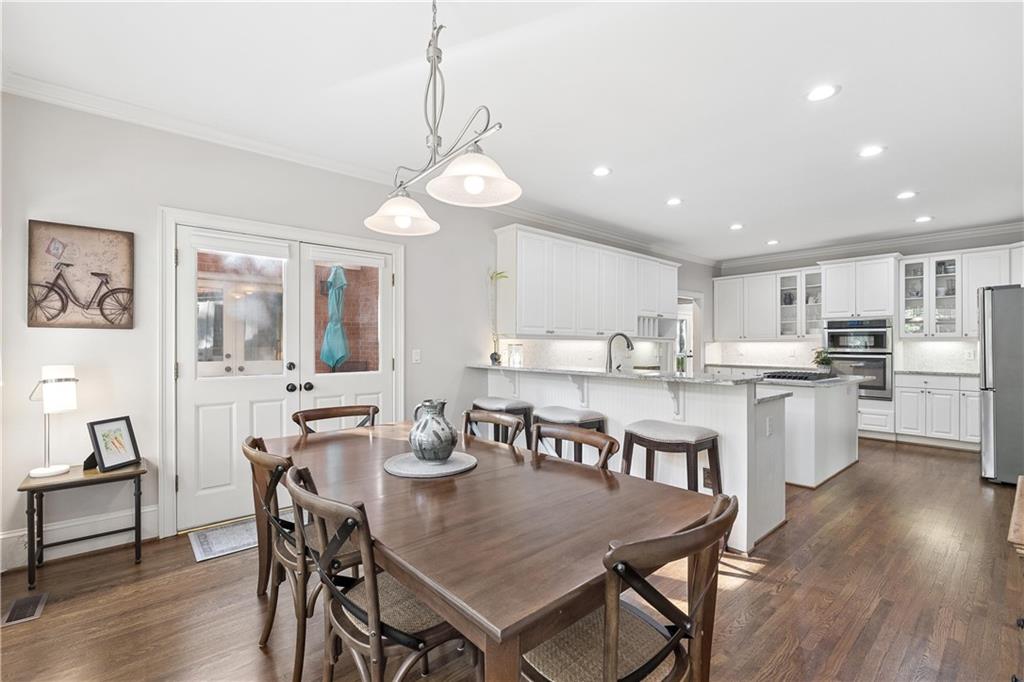 210 Wicklawn Way