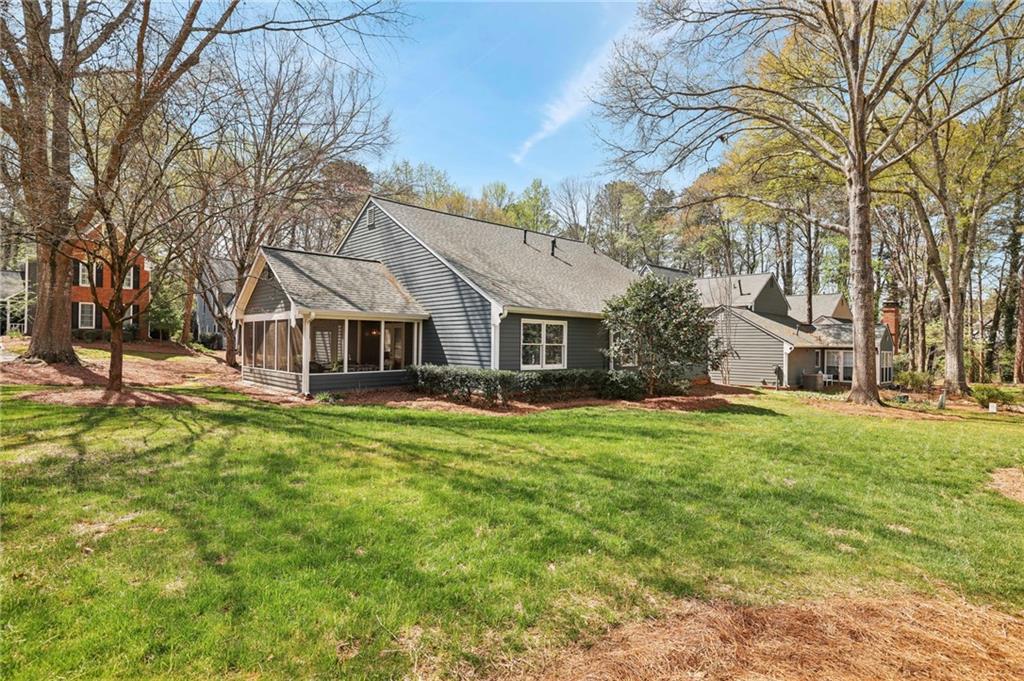 615 Roswell Green Lane