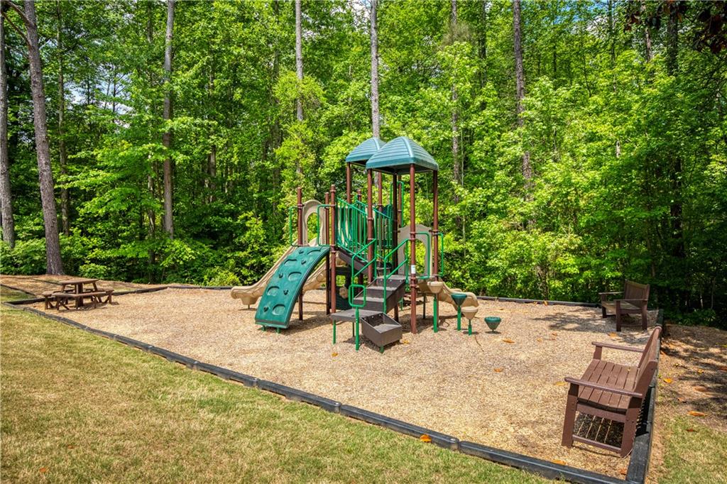 722 Brookshade Parkway