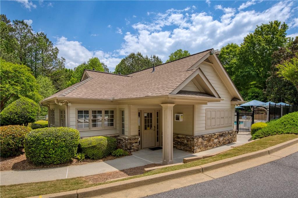 722 Brookshade Parkway