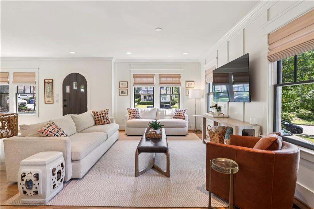 2196 Willow Avenue NE
