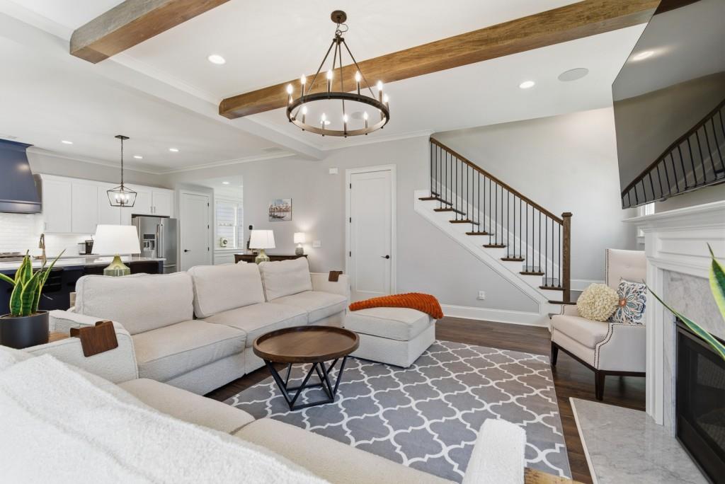 1822 Commons Circle